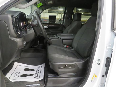 Used 2023 Chevrolet Silverado 1500 RST image 12