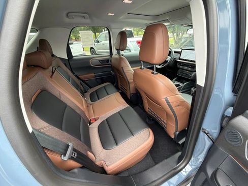 New 2026 Ford Bronco Sport Outer Banks w/ Outer Banks Tech Package+ AWD/4WD image 17