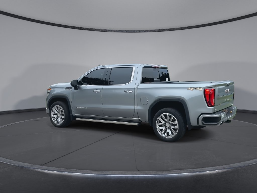 Used 2025 GMC Sierra 1500 Denali w/ Denali Reserve Package AWD/4WD image 6