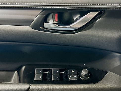 Used 2018 MAZDA CX-5 Touring image 13