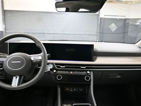New 2026 Hyundai Sonata Limited image 22