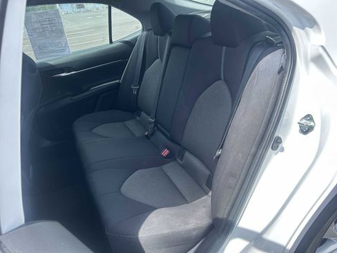 Used 2022 Toyota Camry LE FWD image 23
