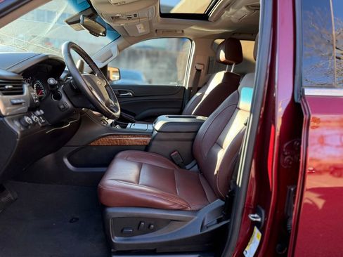 Used 2019 Chevrolet Tahoe Premier w/ Premier Plus Edition image 12