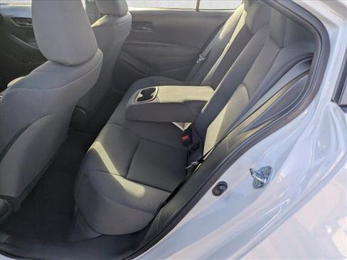 Used 2025 Toyota Corolla LE image 16