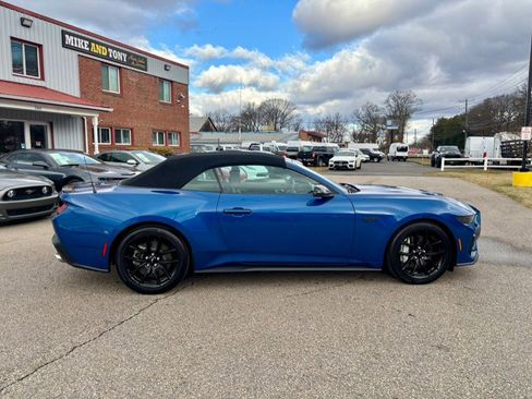 Used 2024 Ford Mustang GT Premium image 12