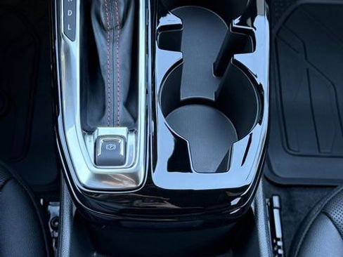 New 2026 Chevrolet Trax RS w/ Sunroof Package image 26