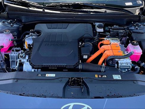 New 2026 Hyundai Elantra Hybrid FWD image 12