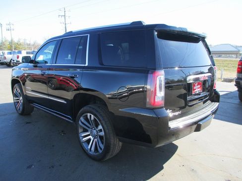 Used 2018 GMC Yukon Denali w/ Denali Ultimate Package image 7