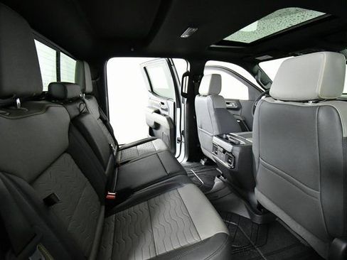 New 2026 Chevrolet Silverado 1500 ZR2 image 24