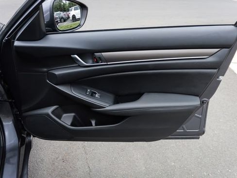 Used 2019 Honda Accord LX image 60