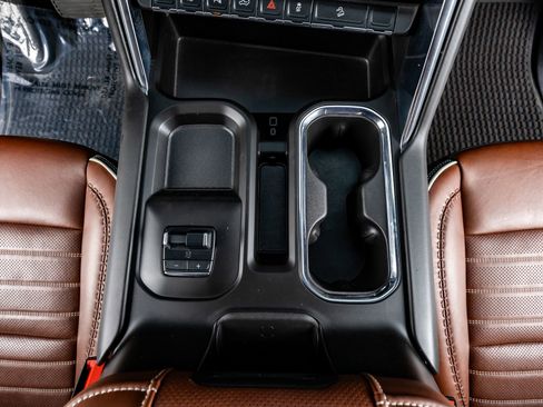 Used 2024 GMC Sierra 2500 Denali Ultimate image 28