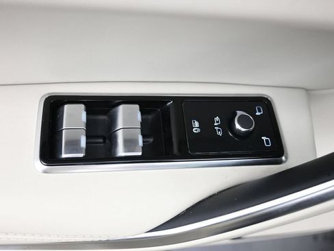 Certified 2023 Jaguar F-PACE S AWD/4WD image 22