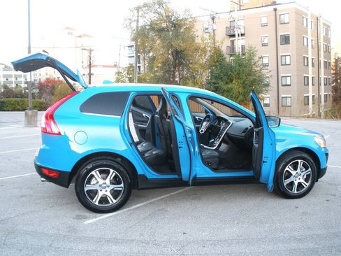 Used 2013 Volvo XC60 T6 AWD/4WD image 16