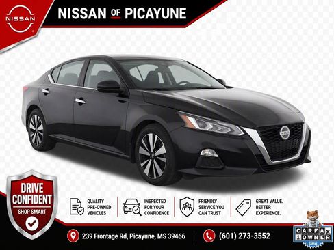 Certified 2022 Nissan Altima 2.5 SV FWD image 2