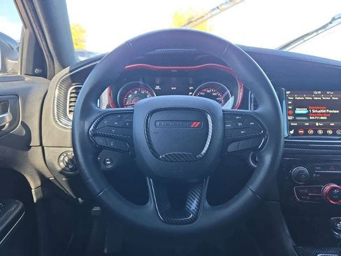 Used 2018 Dodge Charger SXT Plus w/ Driver Convenience Group image 23