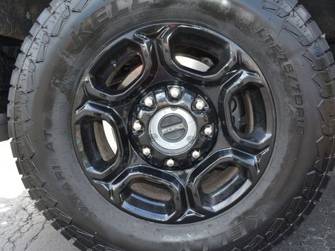 Used 2024 Ford F250 XL w/ STX Appearance Package AWD/4WD image 7