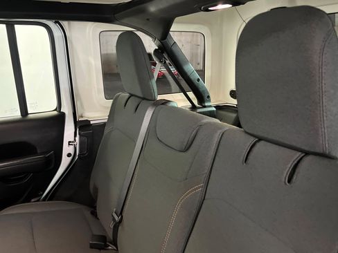 Certified 2024 Jeep Wrangler Sport S image 20