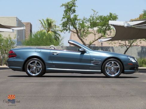 Used 2004 Mercedes-Benz SL 55 AMG image 2