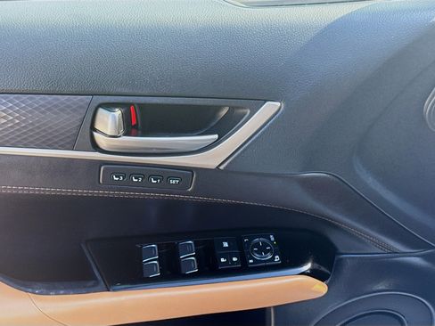 Used 2018 Lexus GS 350 F Sport RWD image 17