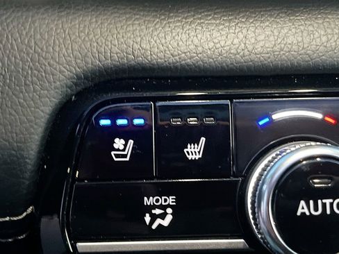 Used 2023 Honda Pilot Elite image 20