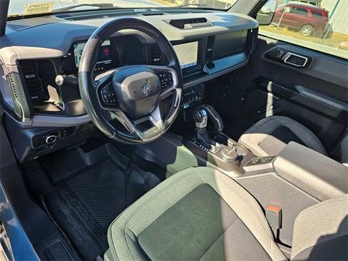 Used 2021 Ford Bronco Big Bend image 2