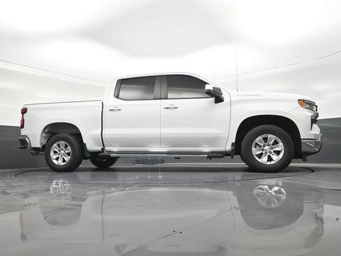 Used 2024 Chevrolet Silverado 1500 LT RWD image 29