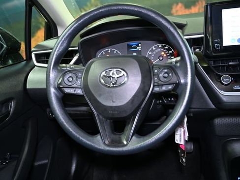 Used 2023 Toyota Corolla LE image 52