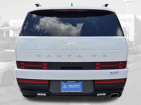 Used 2025 Hyundai Santa Fe SEL FWD image 7