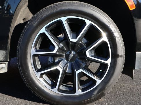 Used 2023 Chevrolet Tahoe RST w/ Luxury Package image 30