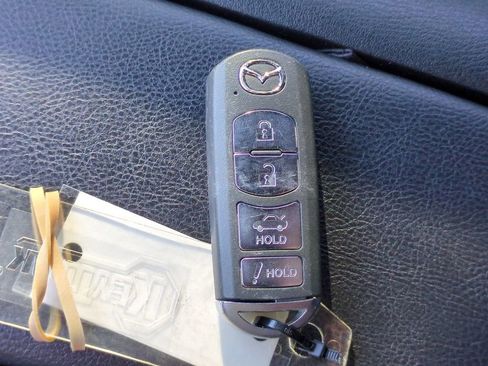 Used 2018 MAZDA MX-5 Miata Grand Touring image 26