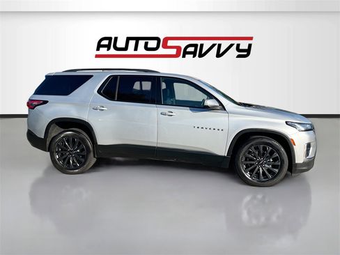 Used 2022 Chevrolet Traverse RS w/ LPO, Floor Liner Package image 8