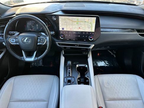 Used 2024 Lexus RX 350 Premium image 15