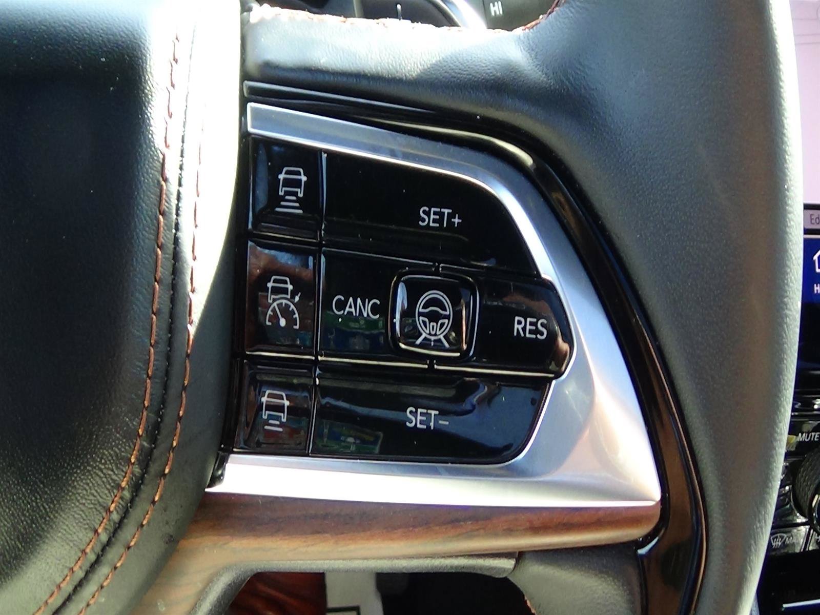 Certified 2024 Jeep Grand Cherokee L Summit w/ Luxury Tech Group V AWD/4WD image 24