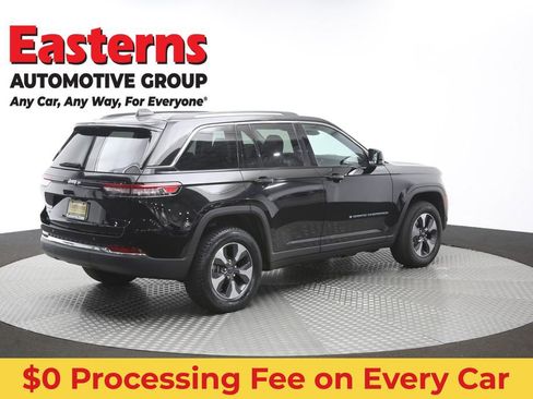 Used 2023 Jeep Grand Cherokee 4WD 4xe image 44
