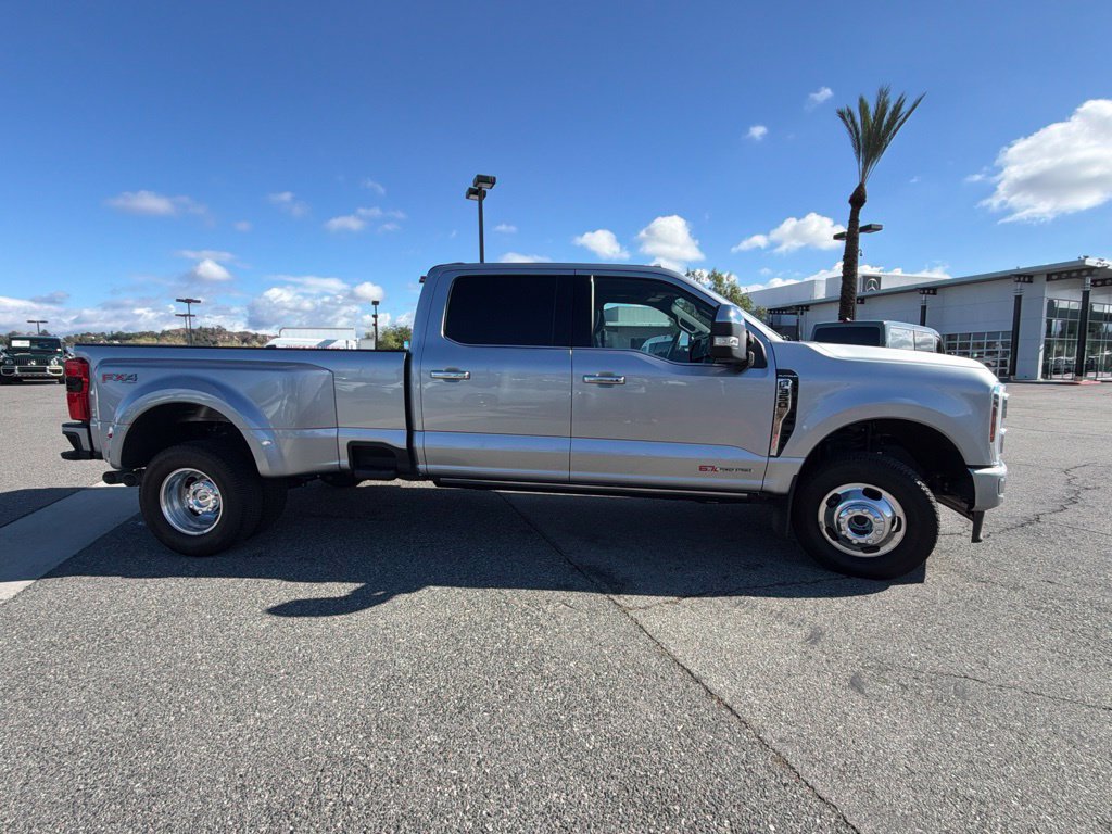 Used 2024 Ford F350 Platinum AWD/4WD image 6