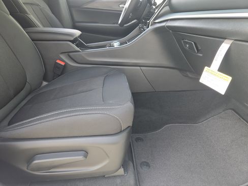 New 2026 Jeep Grand Cherokee Laredo RWD image 12