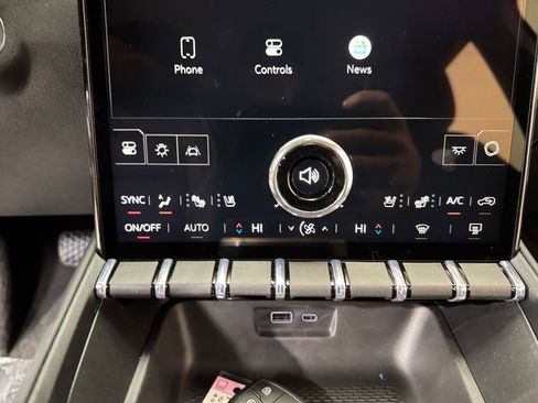 New 2026 GMC Terrain Denali image 13