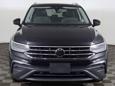 Used 2023 Volkswagen Tiguan SE image 12