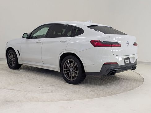 Used 2021 BMW X4 M40i w/ Executive Package image 3
