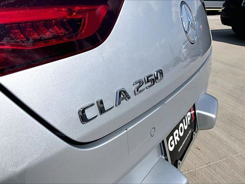 Used 2022 Mercedes-Benz CLA 250 image 28