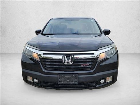 Used 2019 Honda Ridgeline Sport image 2