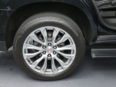 Used 2024 GMC Yukon Denali AWD/4WD image 40
