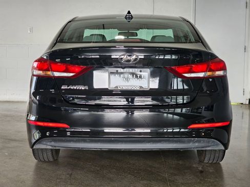 Used 2018 Hyundai Elantra SEL FWD image 5