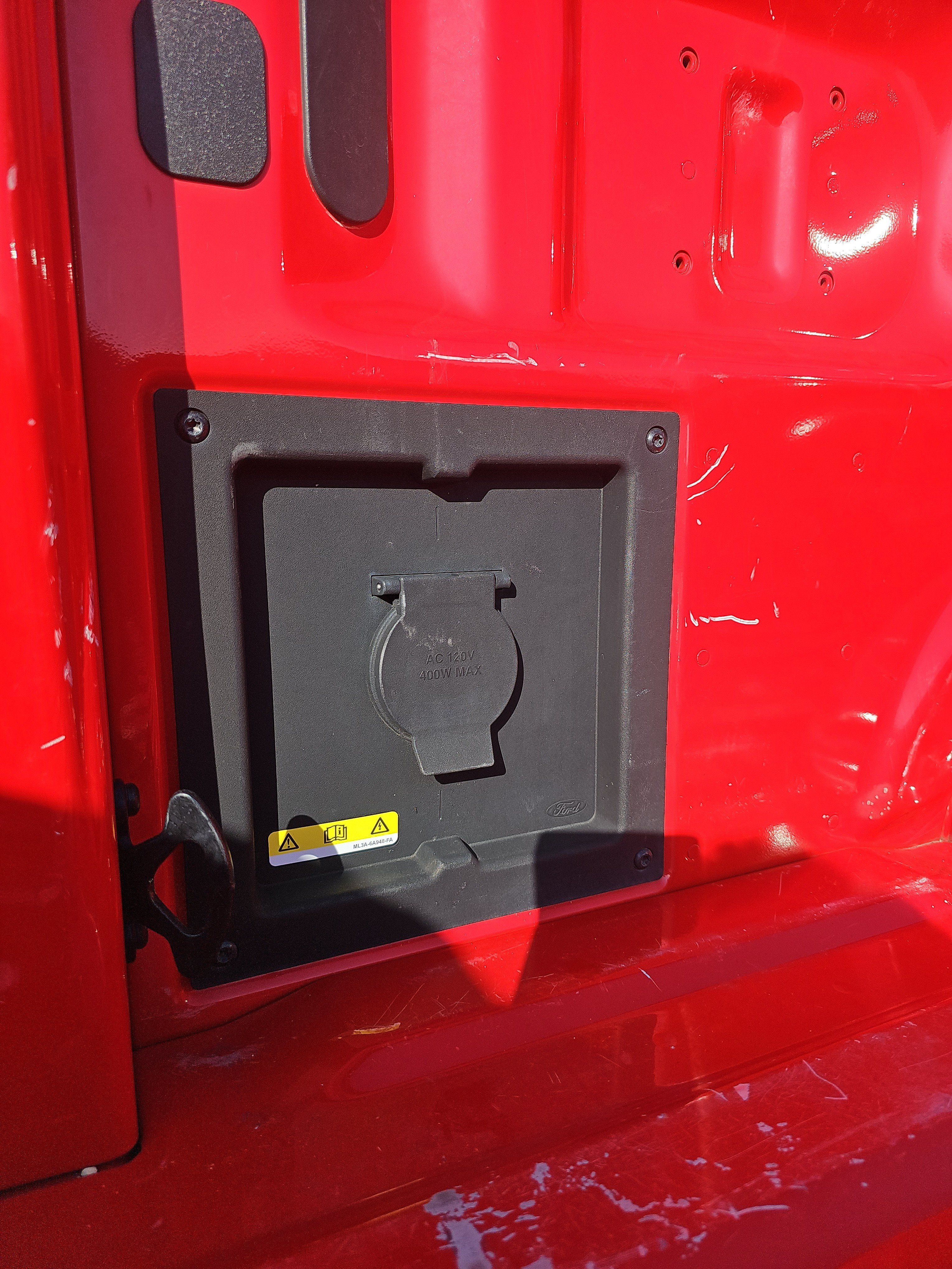Used 2022 Ford F150 XLT w/ Equipment Group 302A High AWD/4WD image 11