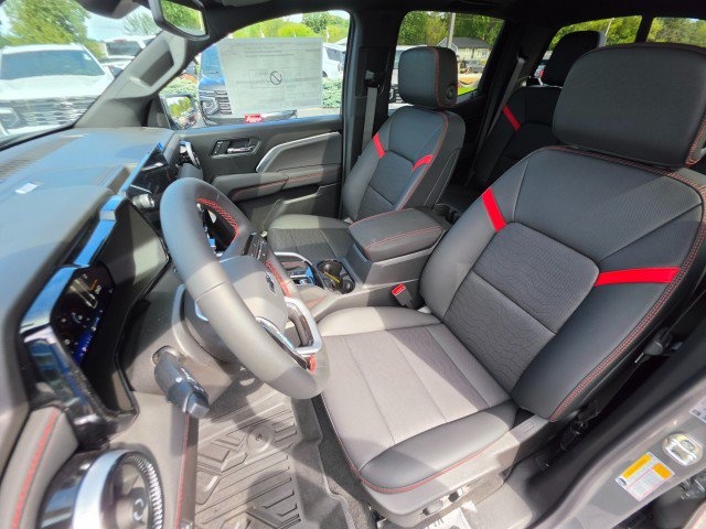 New 2026 Chevrolet Colorado Z71 w/ Technology Package AWD/4WD image 31