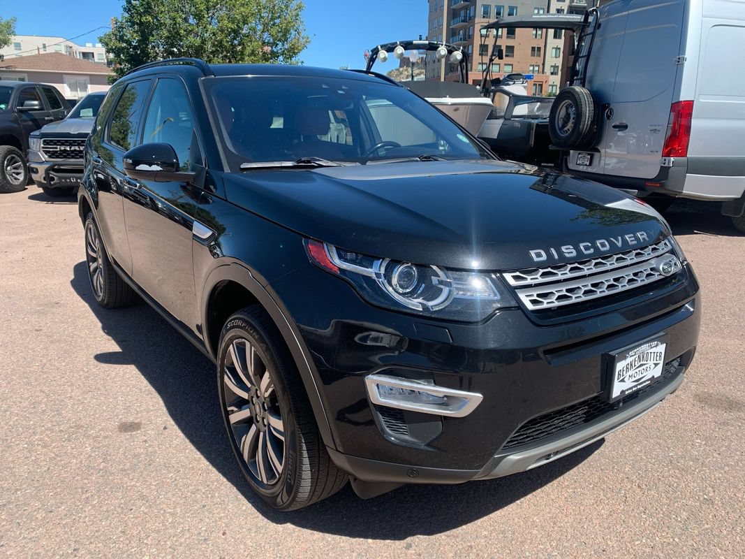 Used 2017 Land Rover Discovery Sport HSE Luxury AWD/4WD image 2