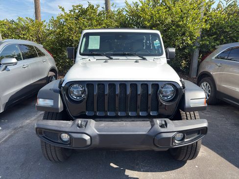 Used 2021 Jeep Wrangler Unlimited Sport AWD/4WD image 3