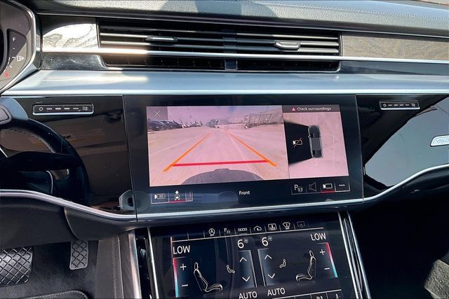 Used 2023 Audi A8 L 3.0T AWD/4WD image 23