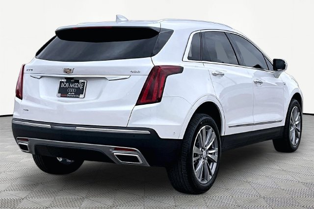 Used 2025 Cadillac XT5 Premium Luxury w/ Technology Package AWD/4WD image 2