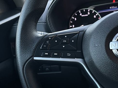 Used 2024 Nissan Sentra SV image 14